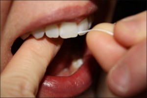 traitement contre la mauvaise haleine fil dentaire